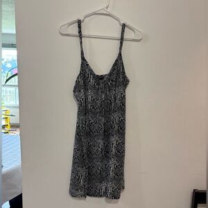 George LG Black White Snake Print Dress adjustable spaghetti straps lightweight